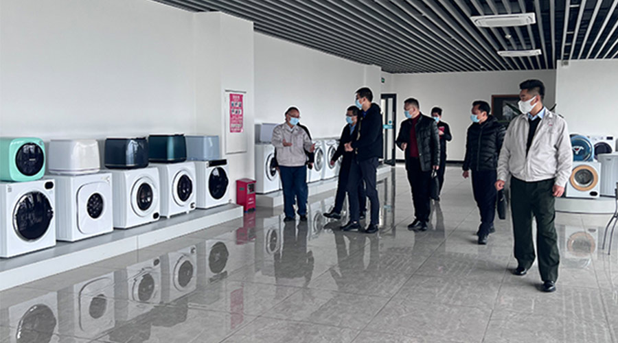 分享交流！鶴山市領(lǐng)導(dǎo)以及書記一同到訪金環(huán)電器