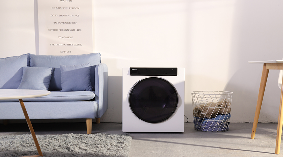 羽絨服，到底該不該用滾筒干衣機(jī)進(jìn)行烘干？