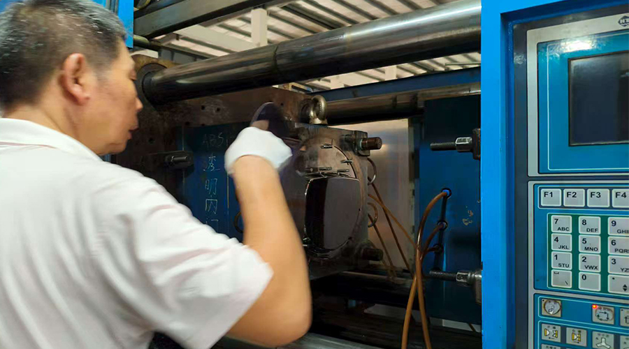 品質(zhì)鑄就信賴，服務成就卓越